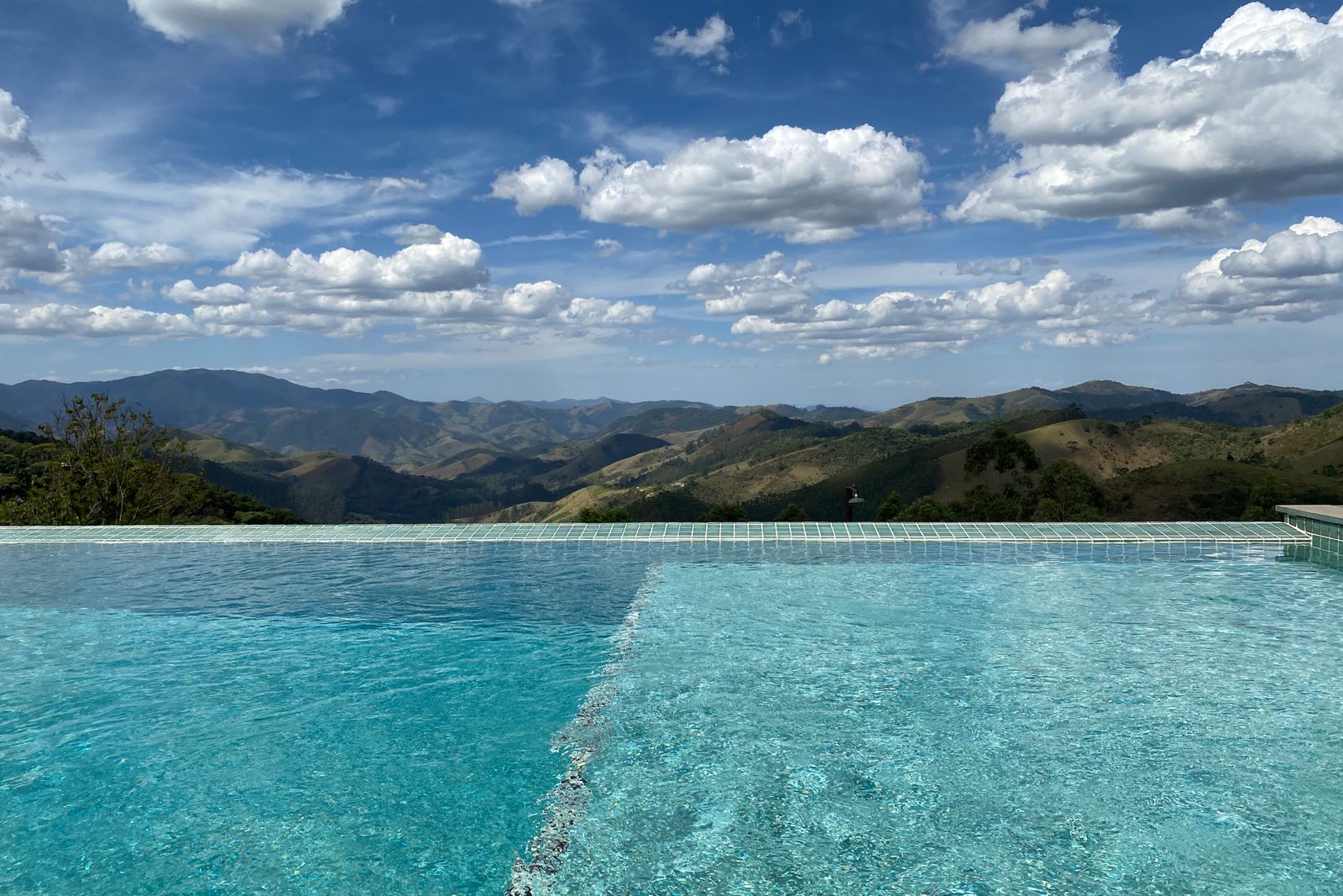 Meet & Dream — Curdes Pools